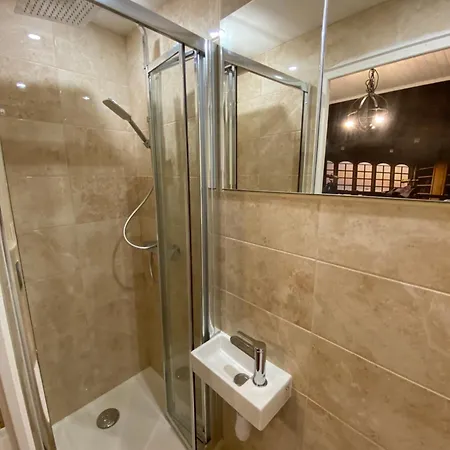 Apartment Atypique En Plein Coeur De *
